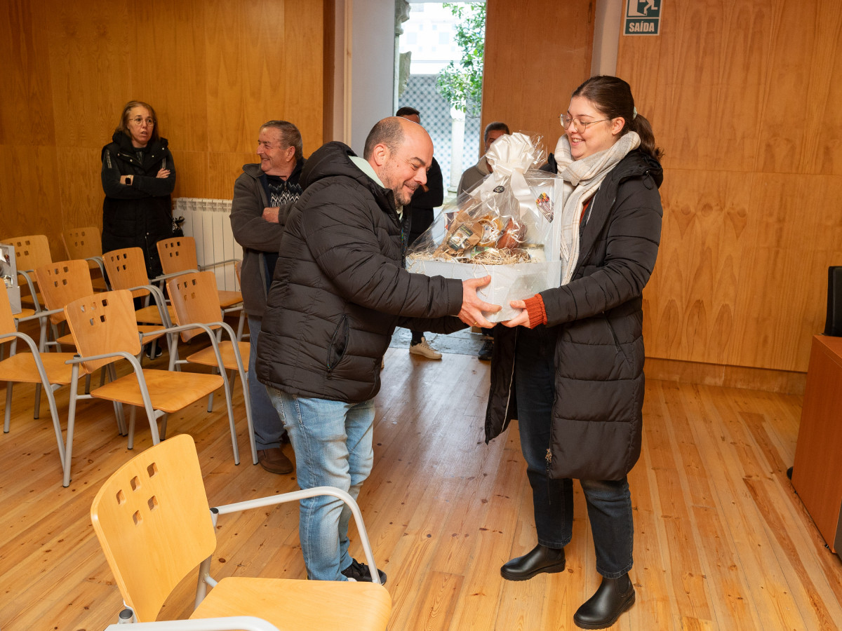 San Sadurniño cestas comercio Nadal Cesar Galdo (3)