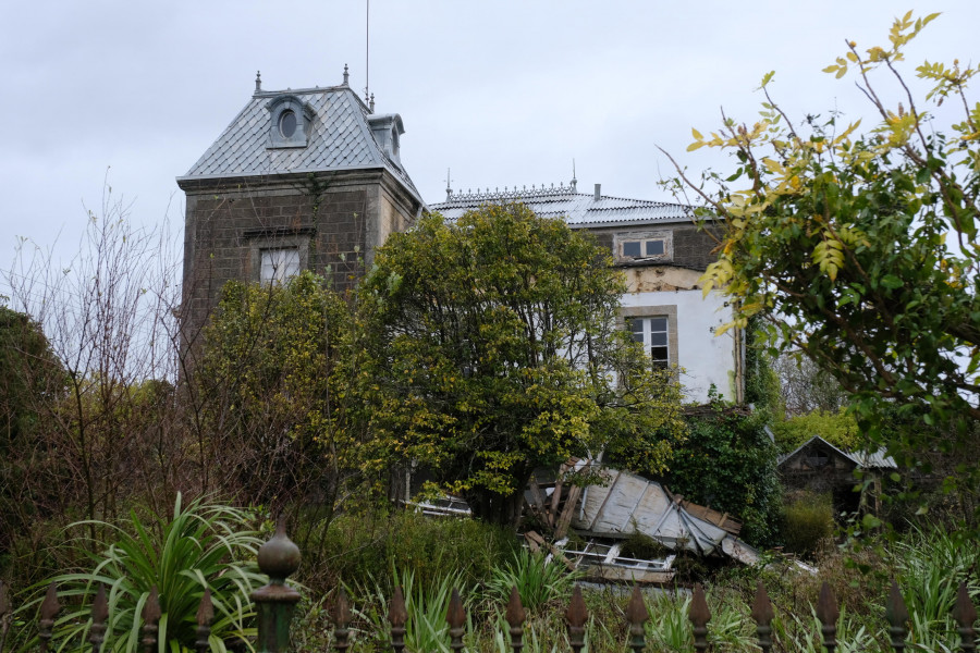 Una pareja de asturianos rescata la casa San Román de Narón para convertirla en un hotel