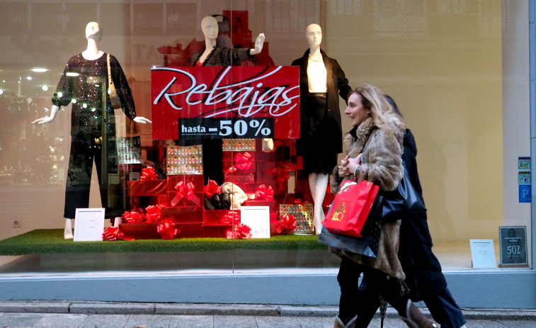 Los cambios superan a las nuevas compras en la primera jornada de rebajas en Ferrol