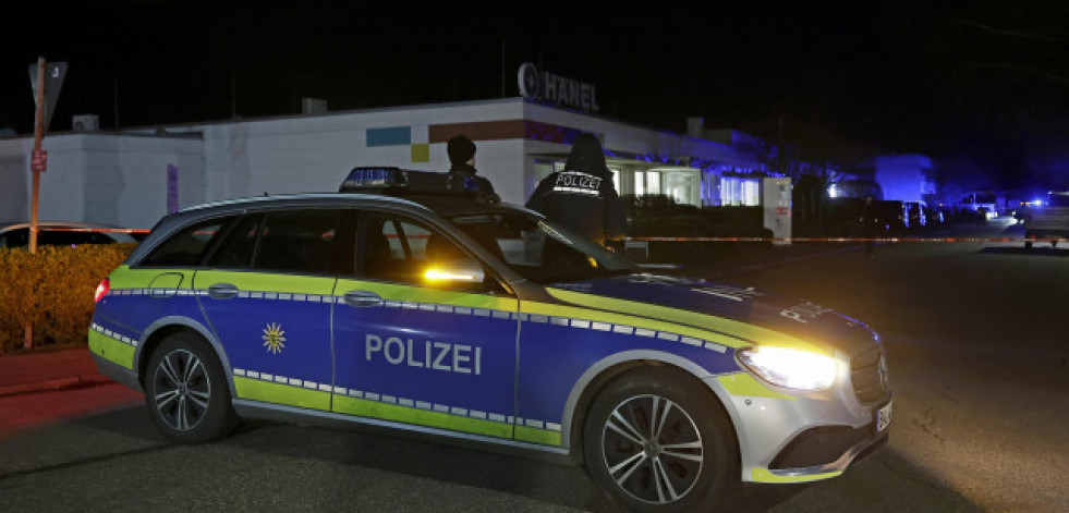 Dos muertos y un herido tras asalto de hombre armado a fábrica en el suroeste de Alemania