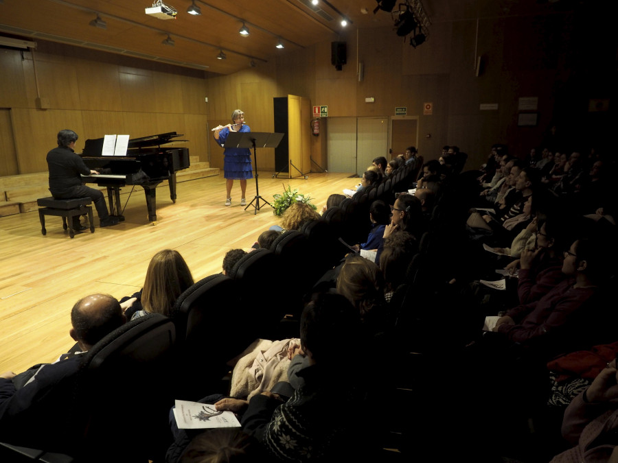 El pianista Álex Armán Vilariño recibe un premio extraordinario por sus estudios en el Xan Viaño