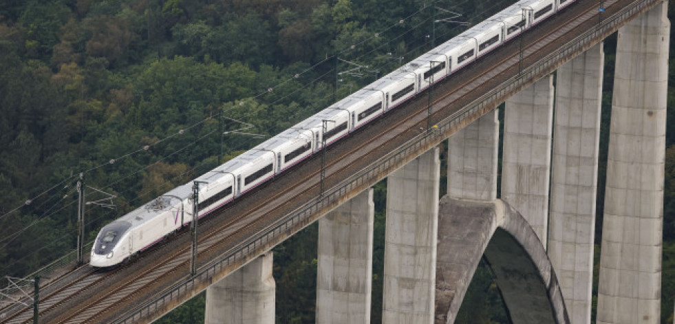 La Xunta reprocha a Puente que “insulte la inteligencia de los gallegos” con el plazo del AVE a Portugal