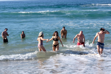 Bañistas 25 diciembre Doniños