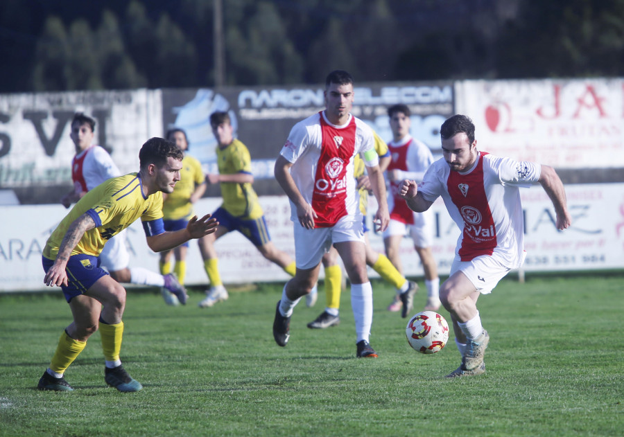 Julián Nieto, Álvaro y Balbás, protagonistas de la remontada mugardesa en diez minutos