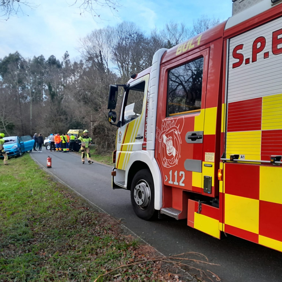 Una persona herida en un accidente en la parroquia naronesa de Doso