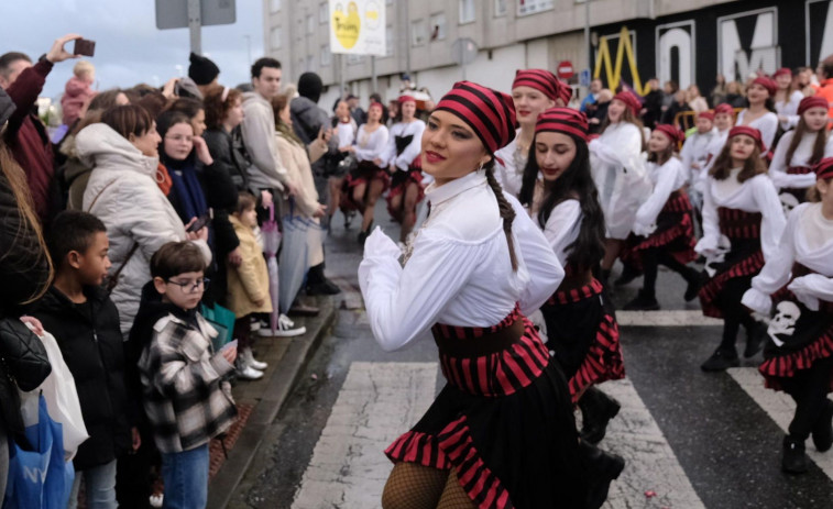 Un centenar de alumnos de la escuela de baile Un Paso Adelante se citan en Odeón