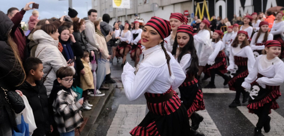 Un centenar de alumnos de la escuela de baile Un Paso Adelante se citan en Odeón