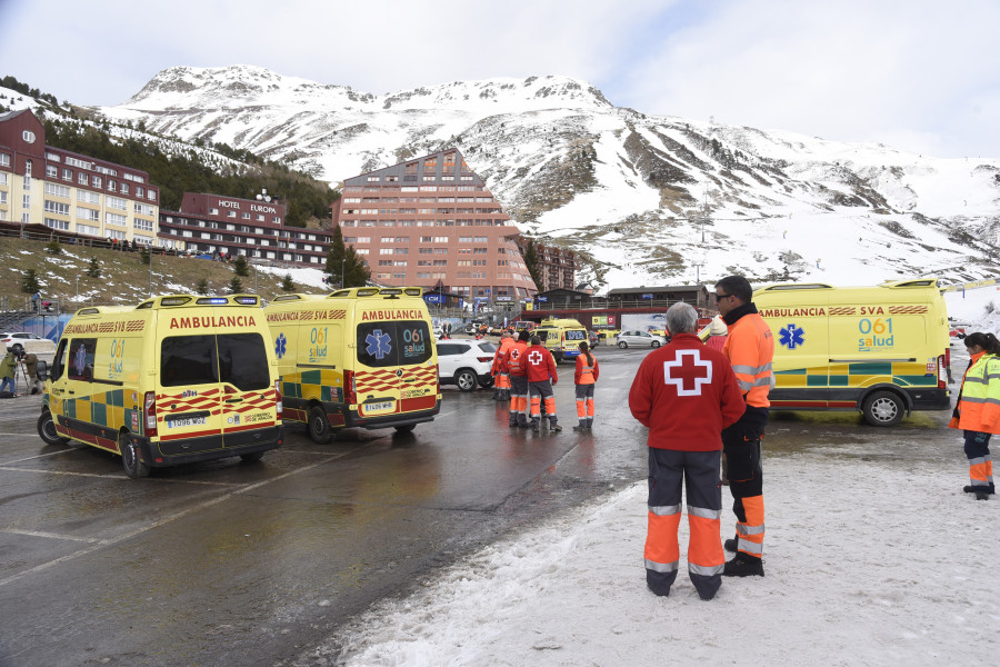 Dos heridos graves y dos leves en el accidente de un telesilla en la estación de esquí de Astún