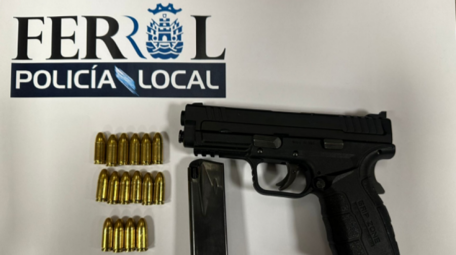 Una pistola con 16 balas, dos fugas y más alcohol del permitido: así fue la detención de un vecino de Ferrol