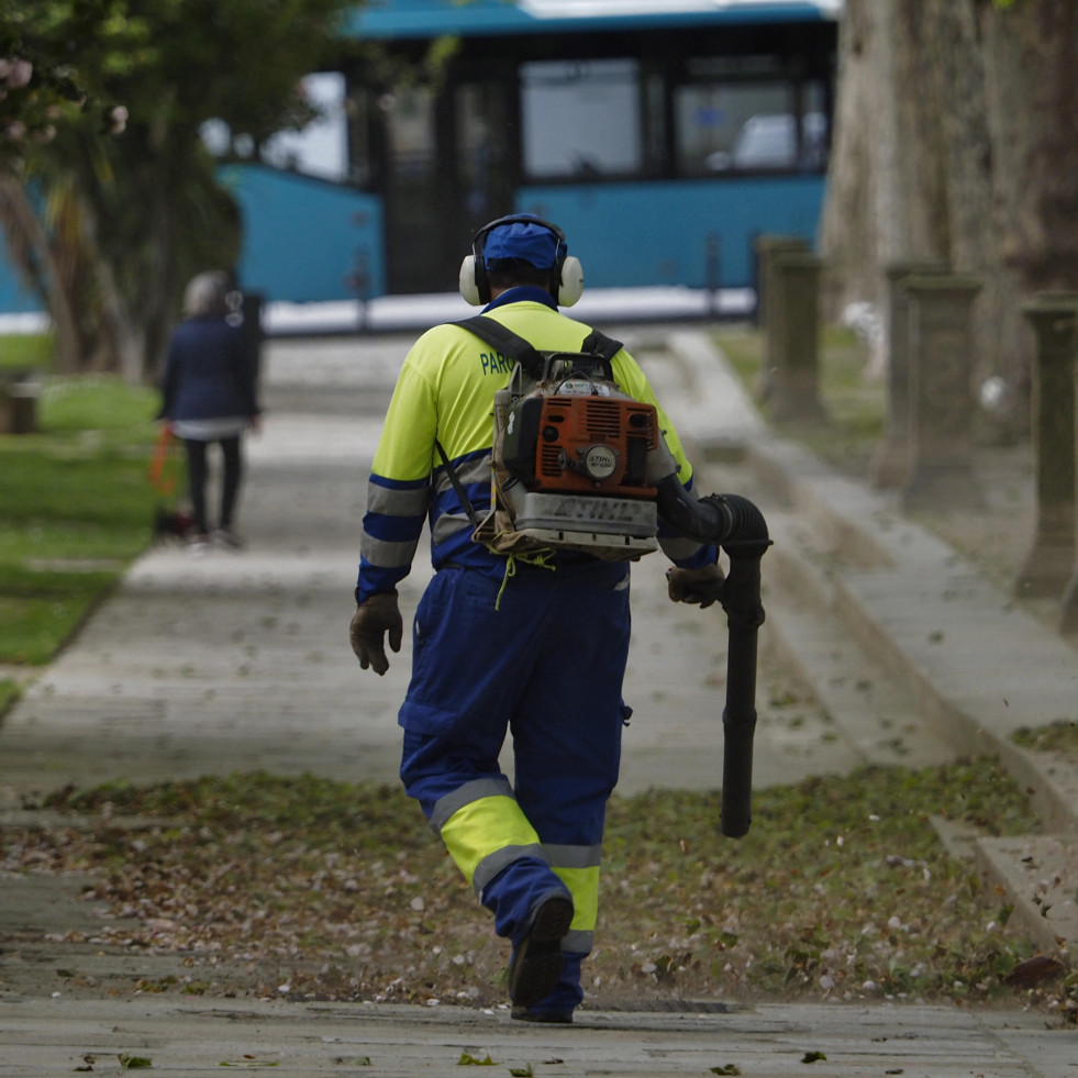 Vía libre para la entrada en vigor del contrato de Parques y Jardines