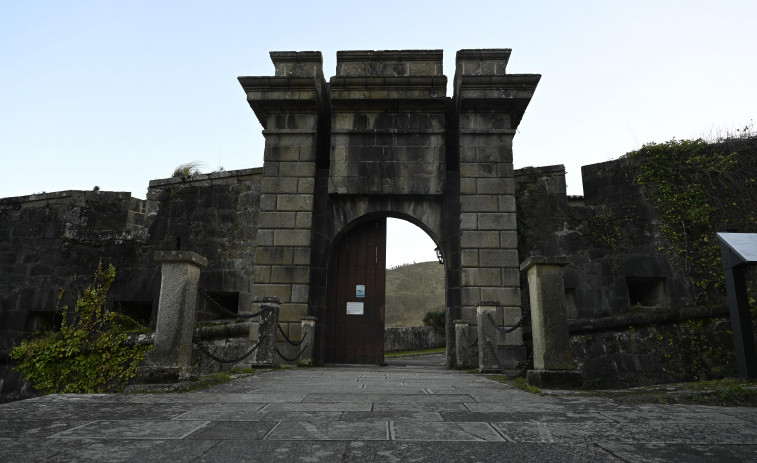 Avanza la renovación del sistema eléctrico del castillo de San Felipe