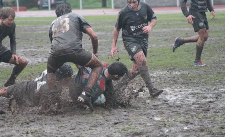 El Club Rugby Ferrol denuncia el mal estado del campo de A Malata