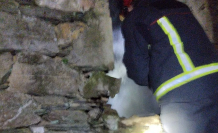 Mueren cinco cabras en el incendio de una casa en Ortigueira