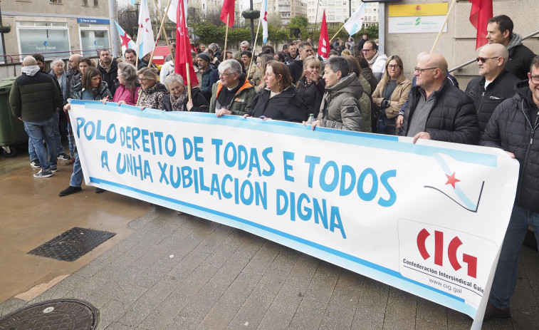 Concentración de la CIG contra la reforma de la jubilación parcial aprobada este miércoles