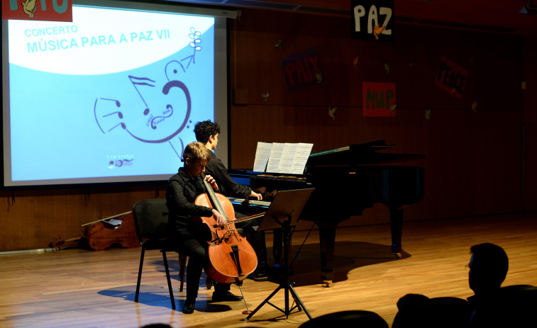 Los músicos del Xan Viaño celebran el Día Escolar de la No Violencia y la Paz con tres citas