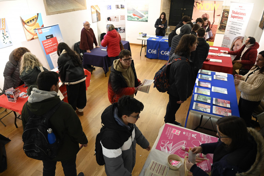 La II Feira de Universidades de Pontedeume cierra esta edición con balance positivo