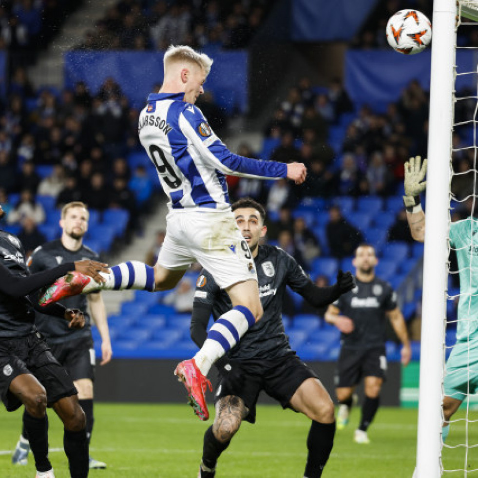 Orri Óskarsson lidera a la Real Sociedad (2-0)