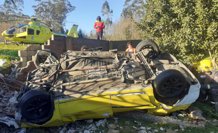 Una salida de vía en Ordes aumenta hasta tres los fallecidos en accidentes de tráfico en Galicia