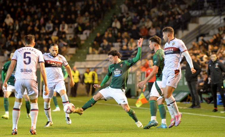 Racing de Ferrol-Levante, una rivalidad muy desigual