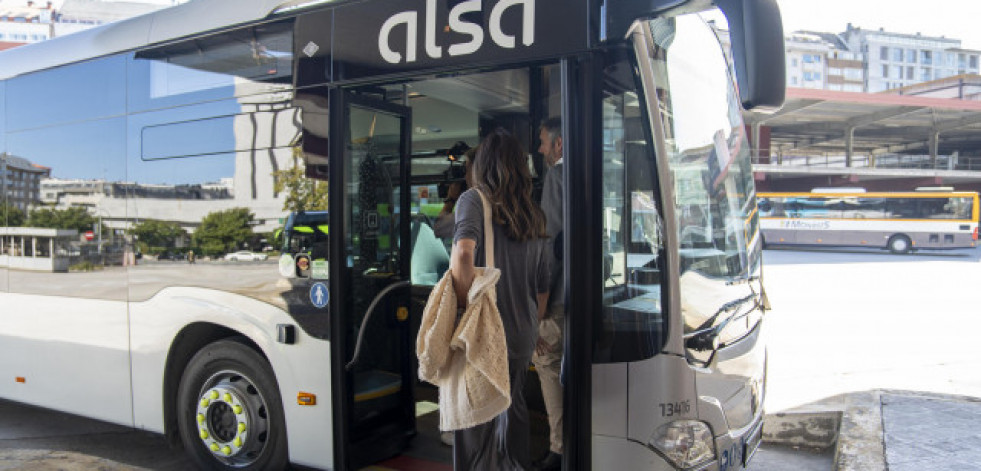 La Xunta exige que el mapa estatal de autobuses “venga con financiación” para asumir los “recortes”