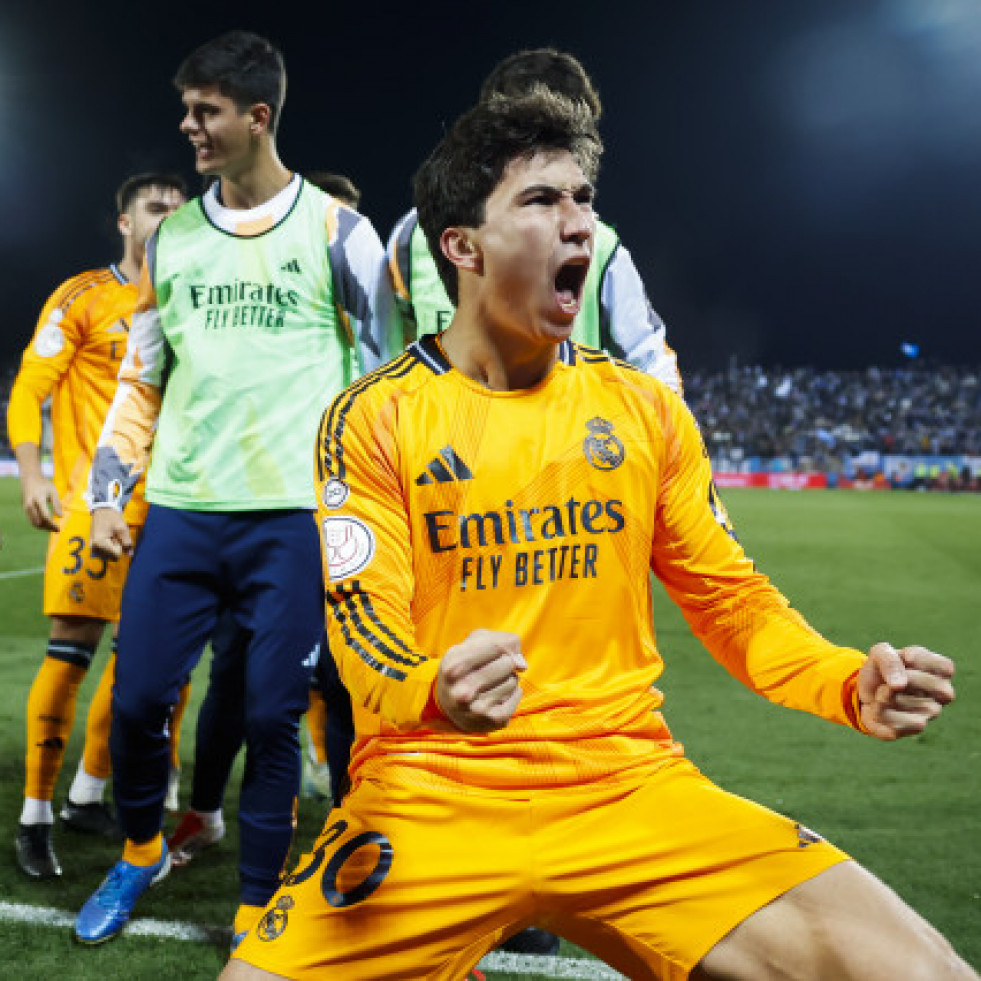 Gonzalo García 'tira la puerta' de un cabezazo y lleva al Real Madrid a semifinales (2-3)