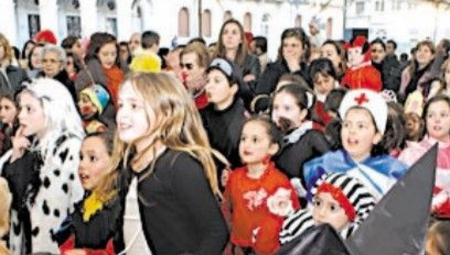 Hace 20 años | Los niños inauguraron oficialmente los actos del Carnaval ferrolano