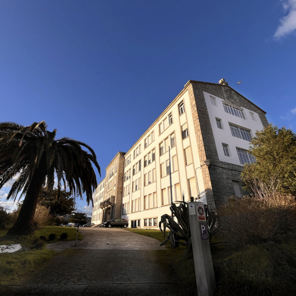 La fiesta del amor se celebra en la Casa del Señor en Ferrol