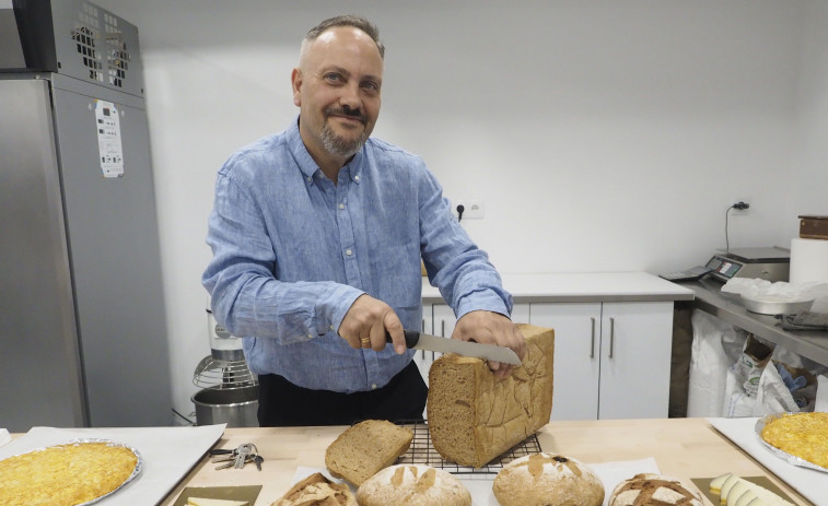 Conservar el sabor de siempre, pero sin gluten: el secreto del éxito de Panadería Santy en Ferrolterra