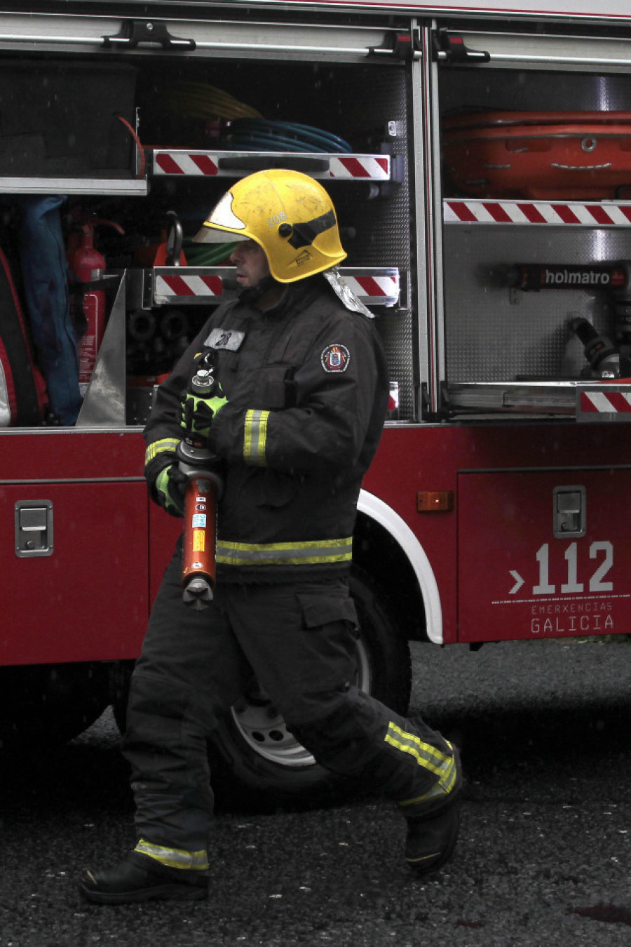 Se hace pasar por un niño y moviliza a bomberos y policías en Lugo con una falsa alarma