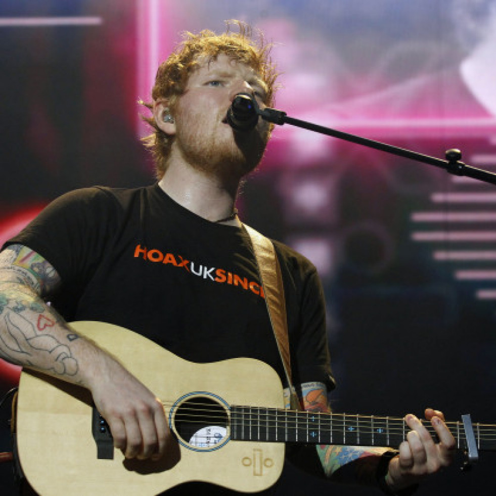 La policía india echa a Ed Sheeran de un concierto callejero improvisado