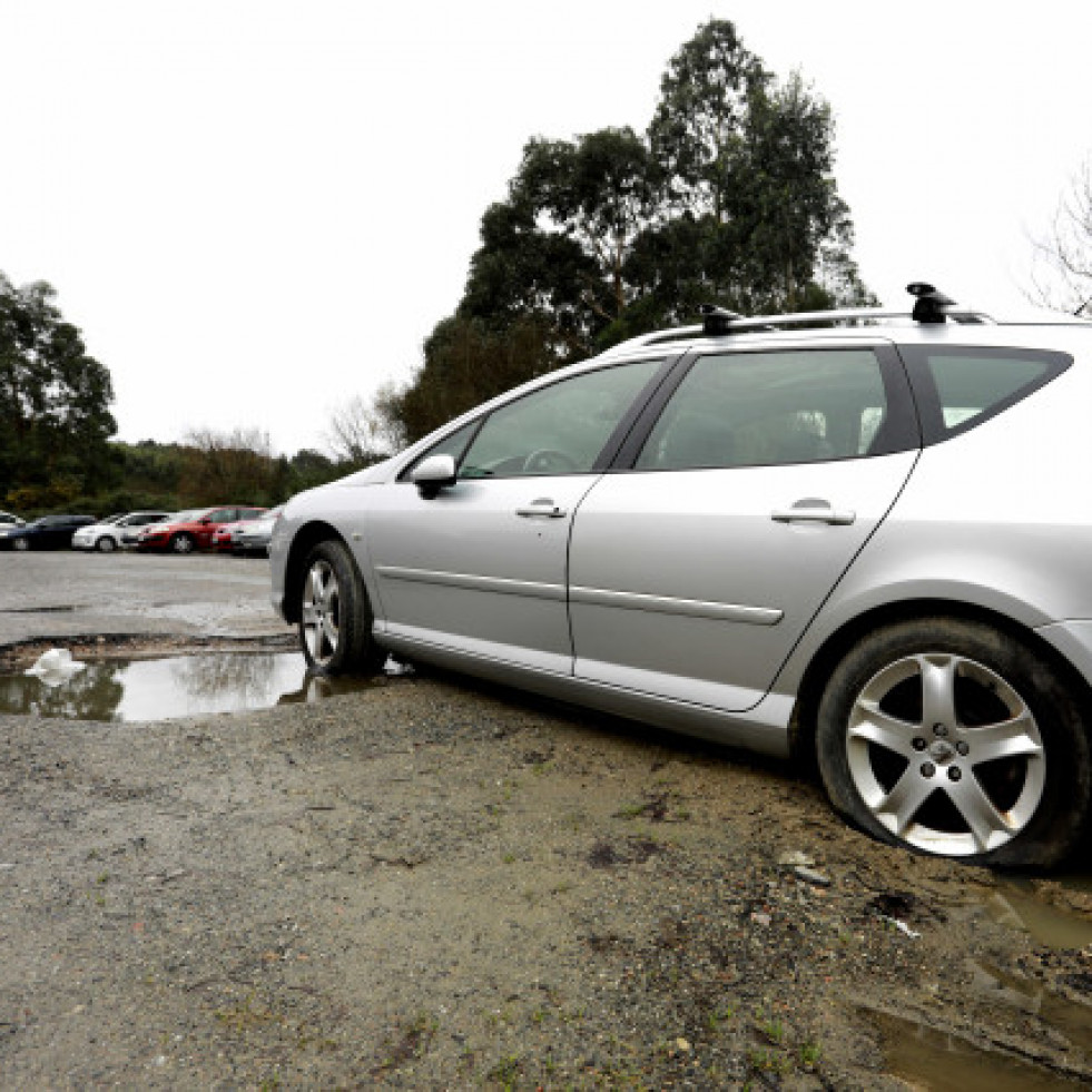 Leira-parking en Novo Mesoiro