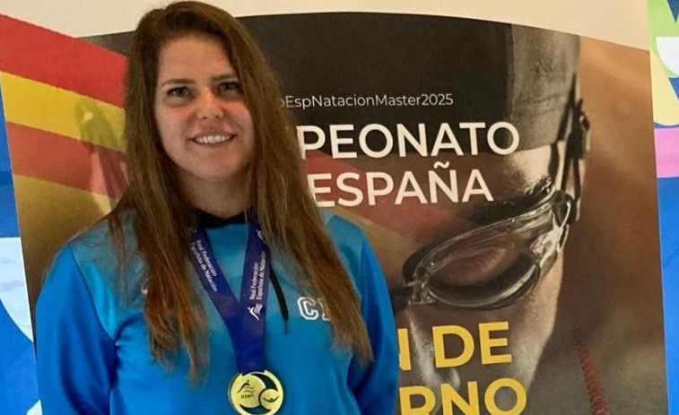 Máster | Cuatro podios estatales para Blanca Hermida en el Campeonato open de España de natación