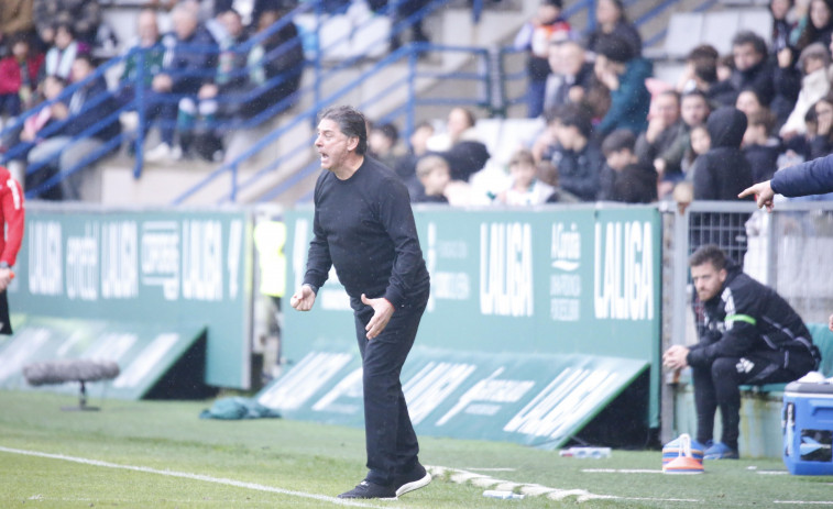 Alejandro Menéndez, técnico del Racing de Ferrol: “No nos podemos quedar en la primera zancadilla”