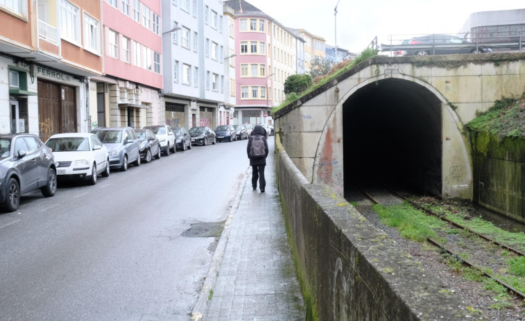 La renovación de la vía del tren al puerto da un paso más con las expropiaciones