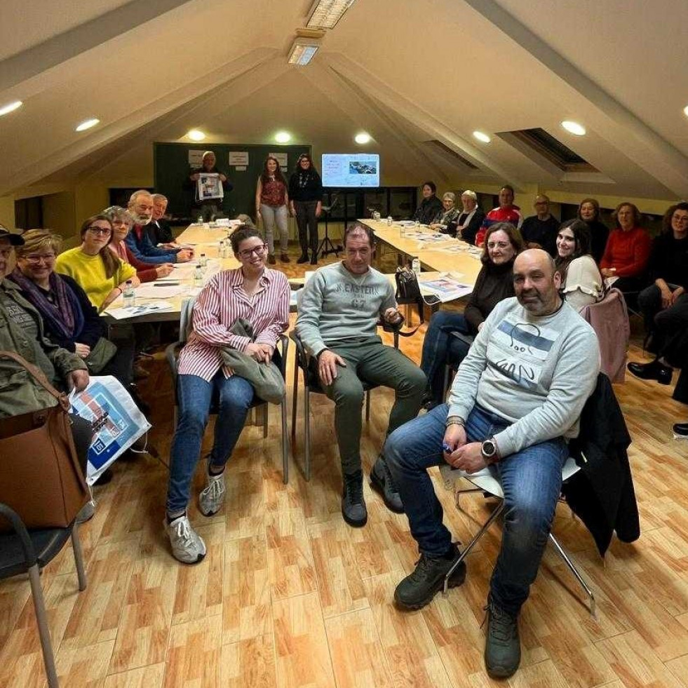 Crean la mesa de salud local en Ares a iniciativa de la oficina local de Regaps