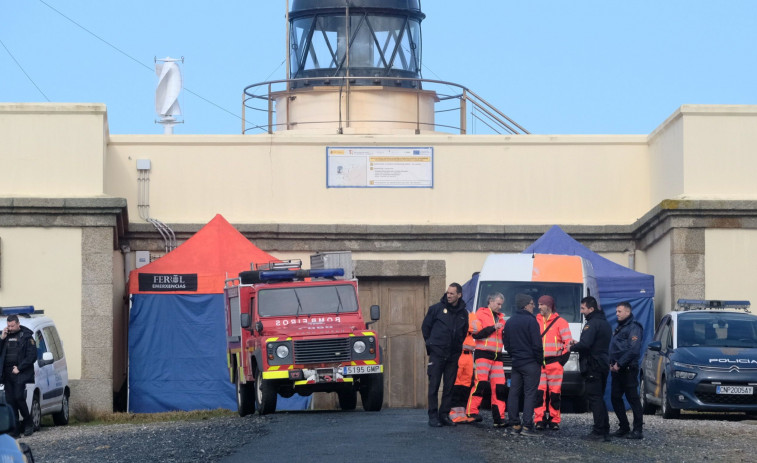 Buzos de los Geos, drones y moto de agua en la búsqueda de Jesús Óscar López Frieiro en Ferrol