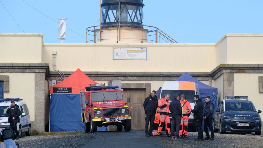 Buzos de los Geos, drones y moto de agua en la búsqueda de Jesús Óscar López Frieiro en Ferrol