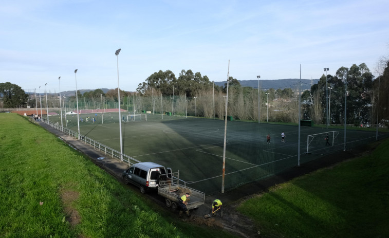 Luz verde a la reforma de los campos de fútbol 8 de Caranza