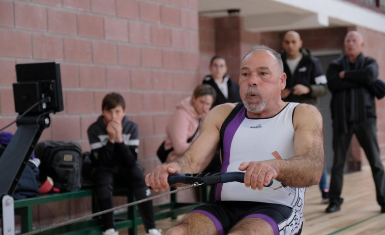 Justo Pérez revalida su título mundial en la categoría de veteranos de remo indoor