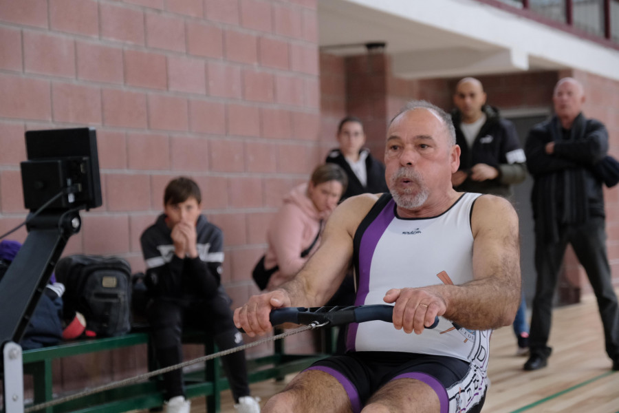 Justo Pérez revalida su título mundial en la categoría de veteranos de remo indoor