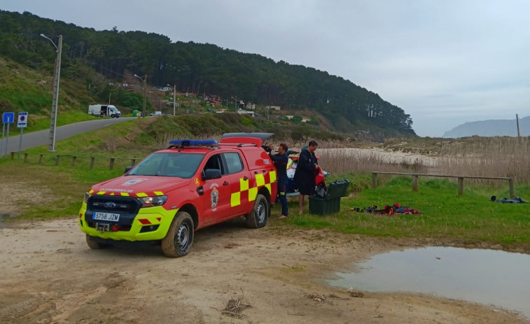 Rescatado un surfista arrastrado por la marea en San Xurxo