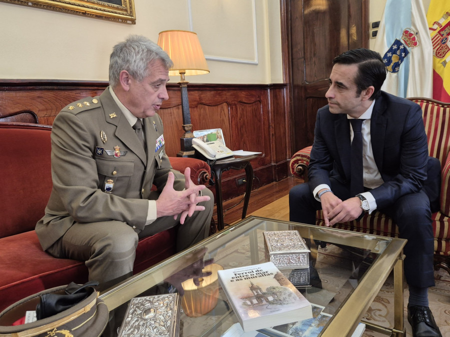 El alcalde mantuvo un encuentro con el nuevo director el Archivo Militar de Ferrol