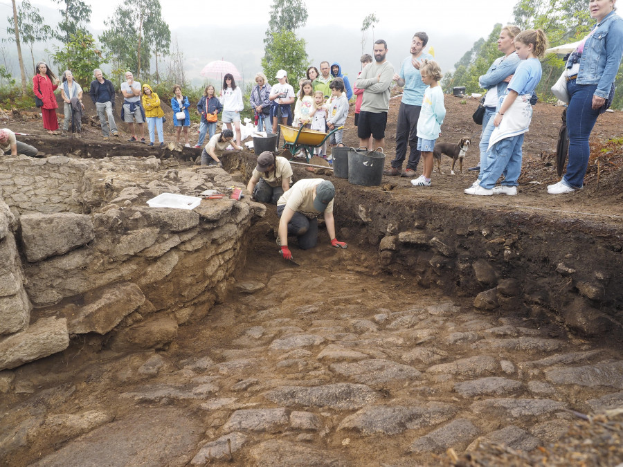 Charla sobre los hallazgos en las excavaciones del castro de Esmelle, en Ferrol