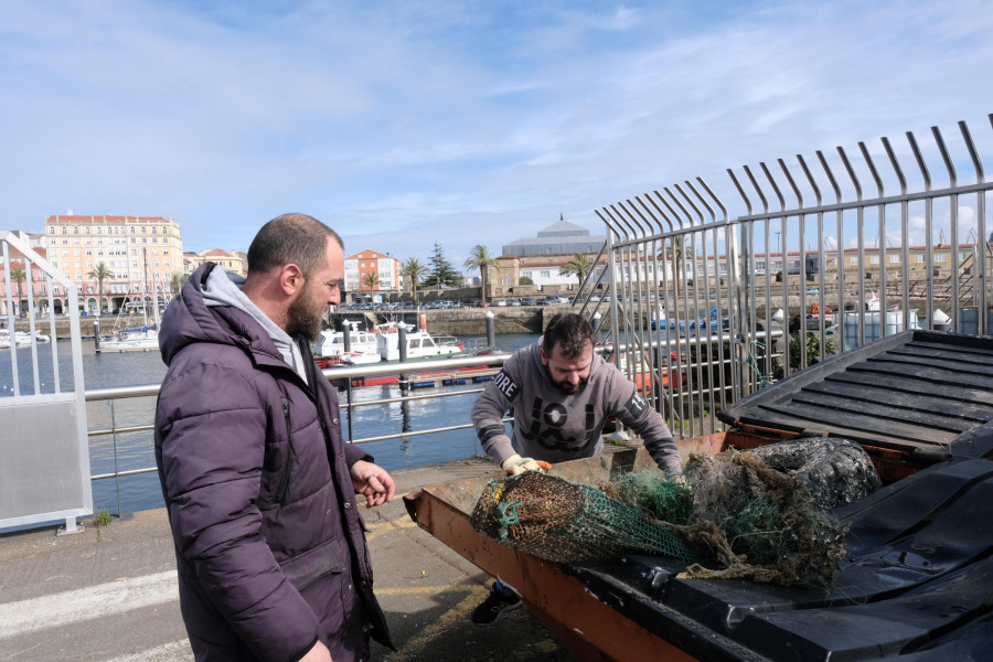 El proyecto Plancton retiró en año y medio 19 toneladas de basura marina de la ría de Ferrol