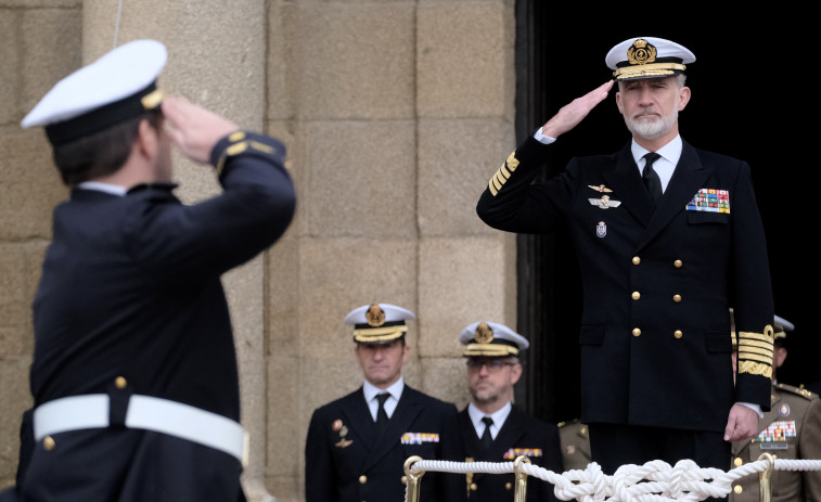 Mañana real en la ciudad naval: las imágenes de la visita de Felipe VI a Ferrol