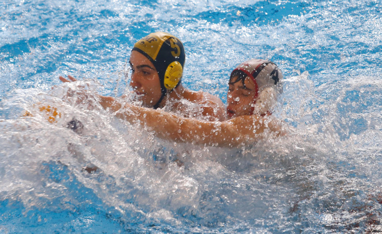 As Pontes acoge la Copa Gallega de waterpolo con el Marina Ferrol