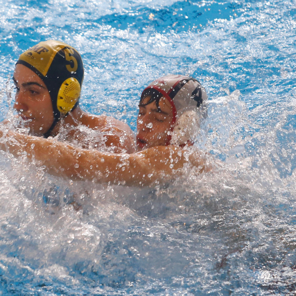 As Pontes acoge la Copa Gallega de waterpolo con el Marina Ferrol