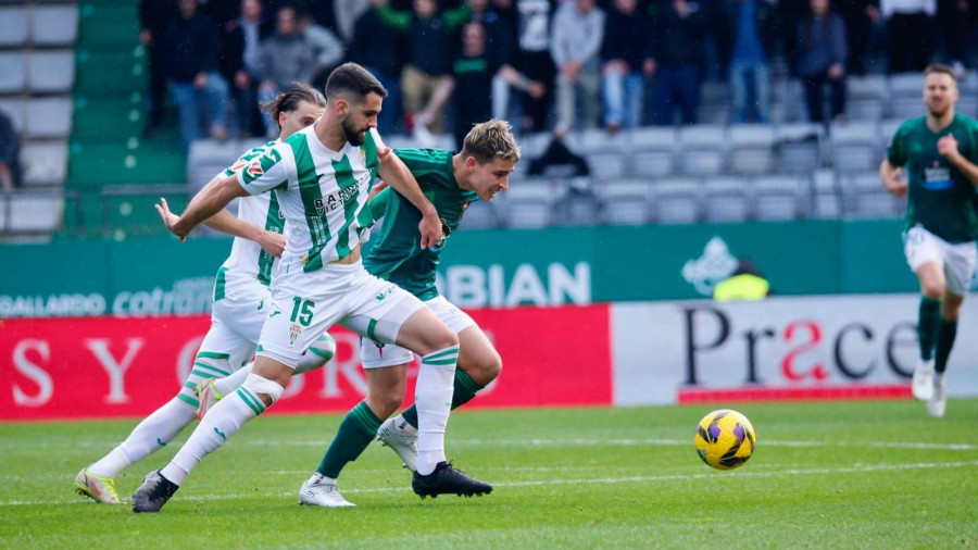 El Racing de Ferrol pierde en el último suspiro