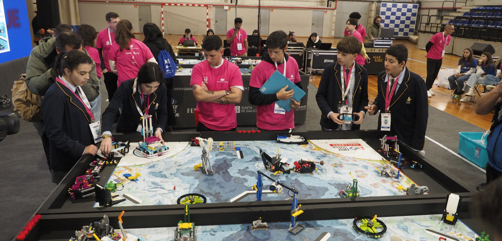 La First Lego League en Ferrol: una crónica visual con las mejores imágenes de la cita