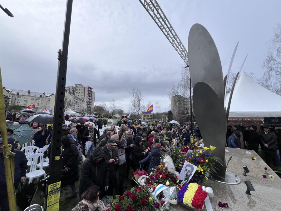 El Ateneo propone concentrarse en el Monumento a las víctimas del franquismo, en Canido